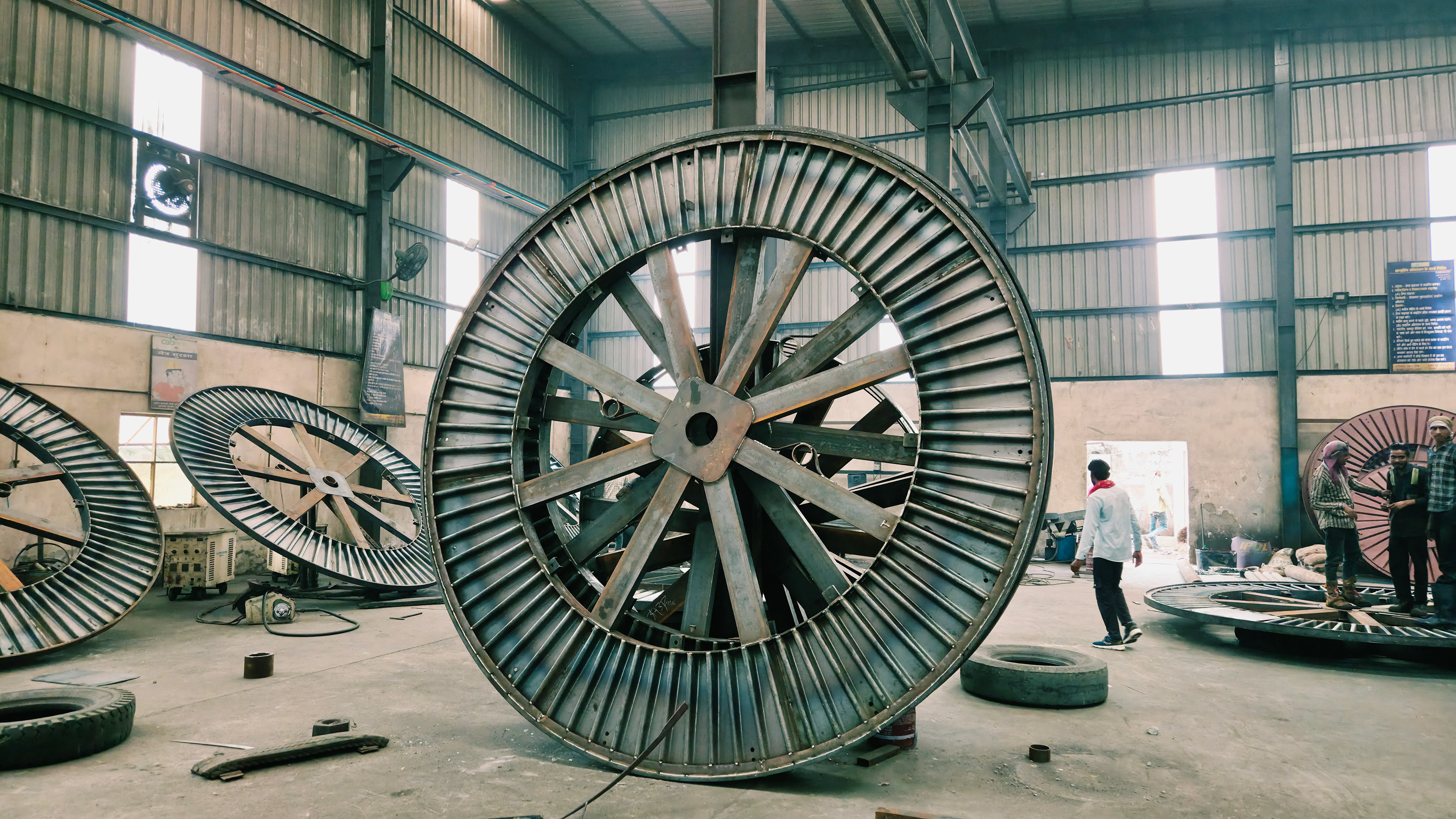 Industrial steel packaging